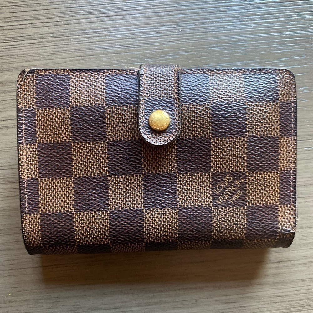 LOUIS VUITTON DAMIER EBENE KISS LOCK WALLET​​​​​​​​ - Picture 15 of 16